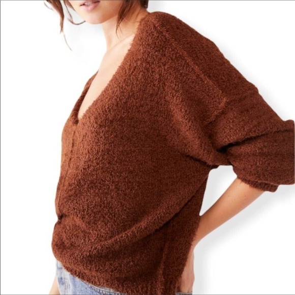 Free People🔥SALE🔥brown oversized sweater - Picture 2 of 10